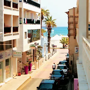stephanie-city-apartments.protaras-cy-hotels.com/