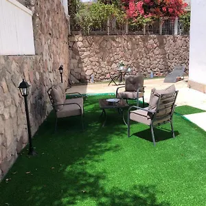 For 2 Pers With Garden Swimming Pool 300 Meters From The אילת